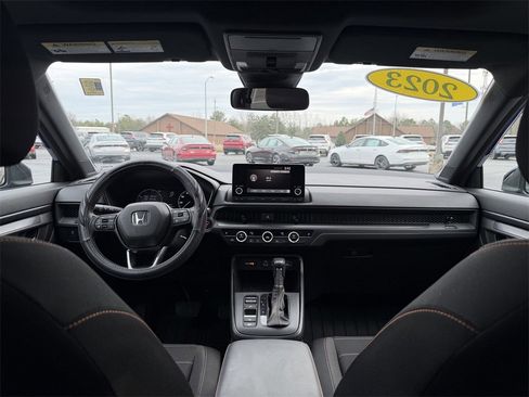 Used 2023 Honda CR-V Sport image 23