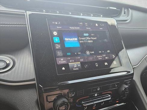 Used 2024 Jeep Grand Cherokee Altitude image 14