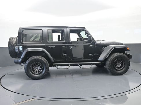 Used 2022 Jeep Wrangler Unlimited Sport w/ Xtreme Recon 35" Tire Package AWD/4WD image 7