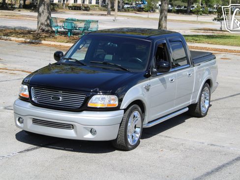 Used 2003 Ford F150 Harley-Davidson image 4