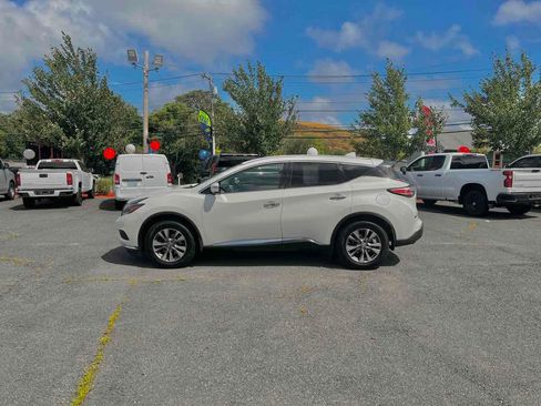 Used 2018 Nissan Murano S image 4