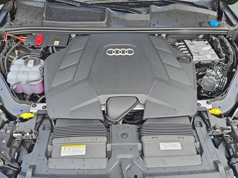 Used 2025 Audi Q7 3.0T Premium Plus w/ Premium Plus Package AWD/4WD image 26
