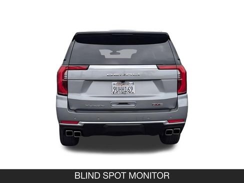 Used 2025 GMC Yukon XL Denali AWD/4WD image 9