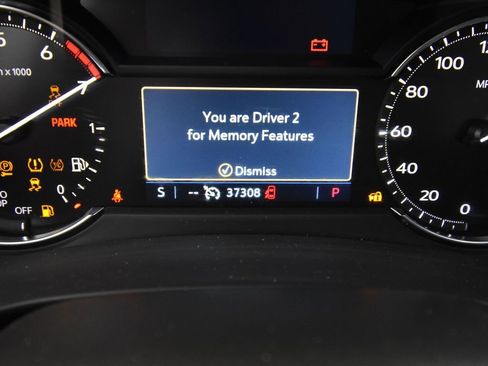 Used 2019 Cadillac XT4 Sport image 14