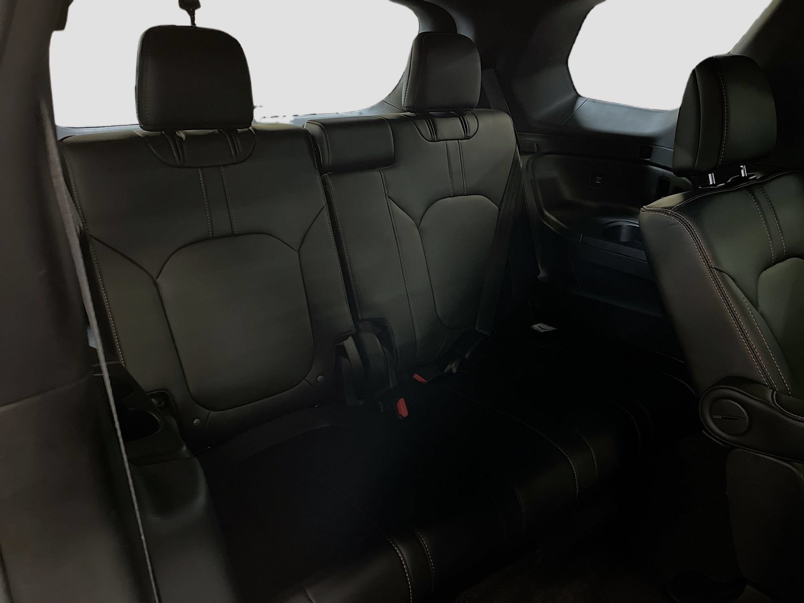Used 2025 Honda Pilot TrailSport image 28