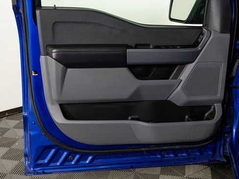 Used 2023 Ford F150 XLT image 33