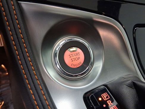 Used 2022 Nissan Maxima SR w/ Sport Mat Group image 22