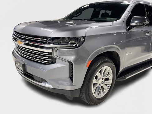 Used 2021 Chevrolet Tahoe Premier w/ Premium Package image 5
