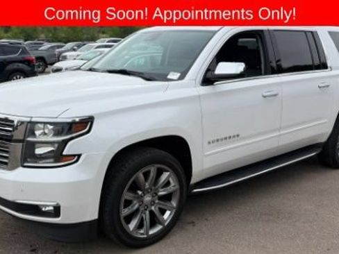 Used 2020 Chevrolet Suburban Premier AWD/4WD image 1