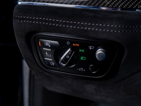 Used 2022 Bentley Bentayga Speed image 45