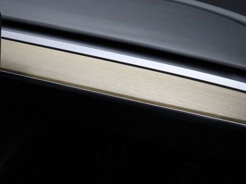 Used 2023 Tesla Model 3 Standard Range image 54