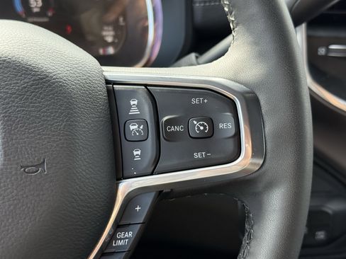 Used 2025 RAM 2500 Laramie image 17