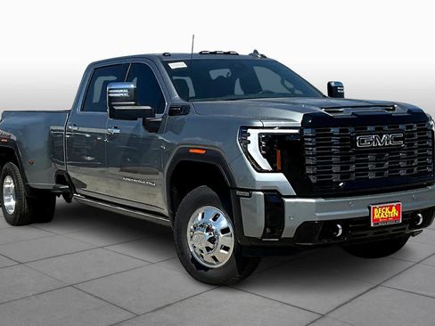 Used 2025 GMC Sierra 3500 Denali Ultimate image 2