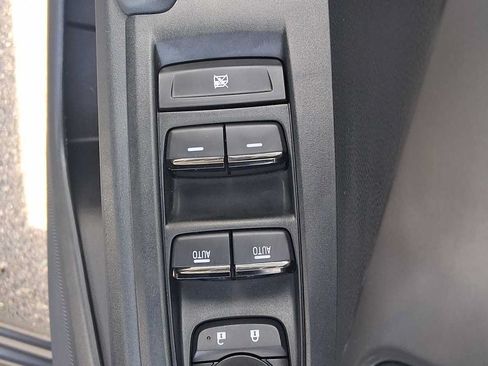 Used 2025 Subaru Impreza 2.0i AWD/4WD image 13