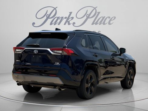 Used 2019 Toyota RAV4 XSE AWD/4WD image 6