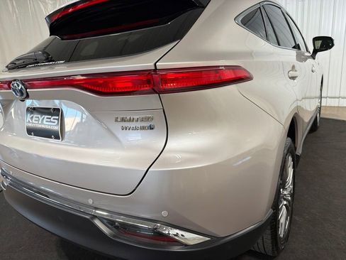 Used 2021 Toyota Venza Limited w/ Advanced Technology Package AWD/4WD image 15