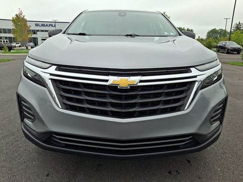 Used 2024 Chevrolet Equinox LS w/ LS Convenience Package FWD image 2