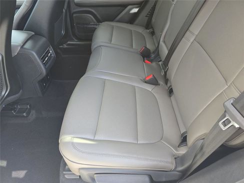 New 2026 Lincoln Corsair Premiere image 11