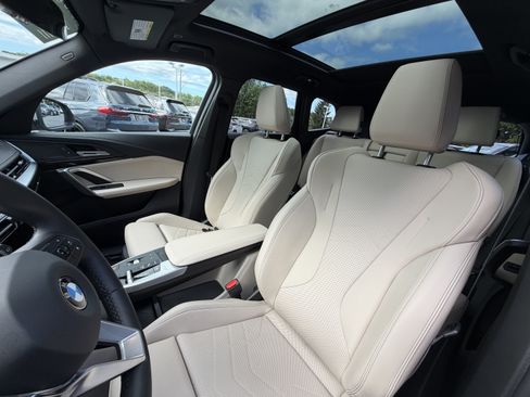 Used 2024 BMW X1 xDrive28i w/ Convenience Package AWD/4WD image 8