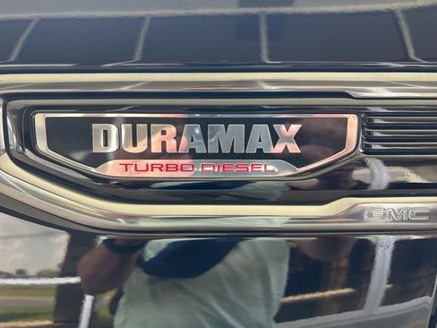Used 2022 GMC Sierra 1500 AT4 w/ AT4 Premium Package AWD/4WD image 29