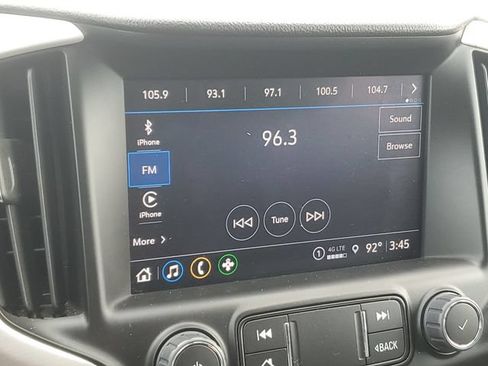 Used 2024 GMC Terrain SLT FWD image 25