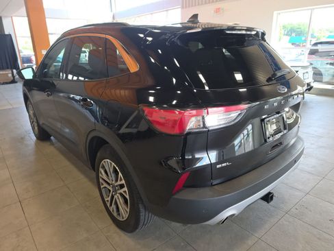 Used 2021 Ford Escape SEL AWD/4WD image 12