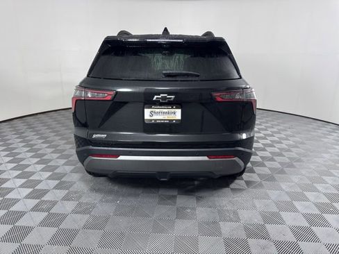 New 2026 Chevrolet Equinox LT w/ Midnight Edition FWD image 4