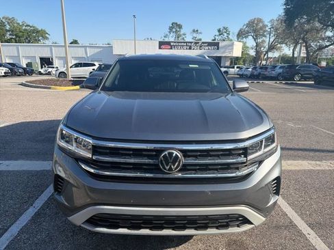 Used 2020 Volkswagen Atlas Cross Sport SE w/ Towing Package image 2