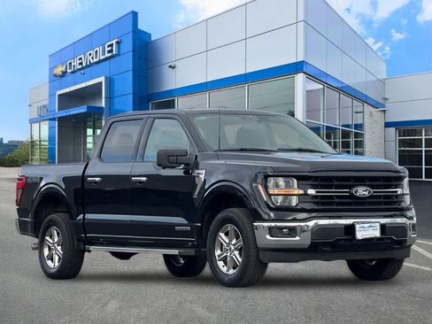 Used 2024 Ford F150 XLT w/ Mobile Office Package AWD/4WD image 9