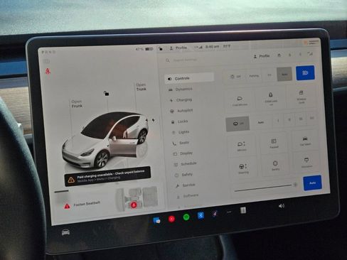 Used 2023 Tesla Model Y Long Range image 27