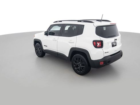 Used 2018 Jeep Renegade Altitude w/ UConnect 8.4 Nav Group AWD/4WD image 7