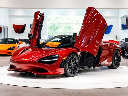 New 2027 McLaren 750S Spider RWD image 41