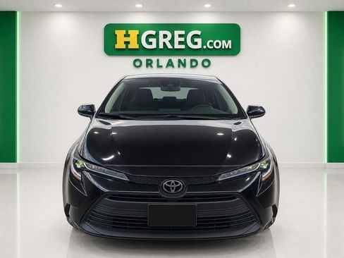 Used 2024 Toyota Corolla LE FWD image 7