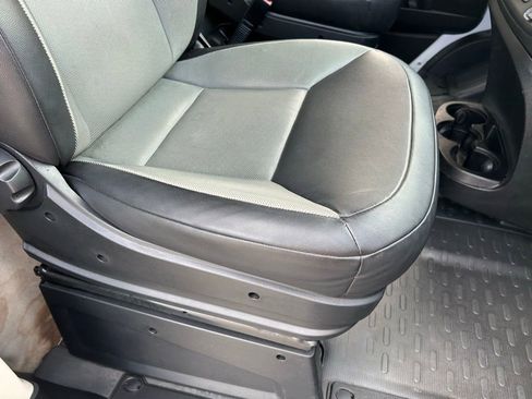 Used 2018 RAM ProMaster 2500 w/ Interior Convenience Group image 26