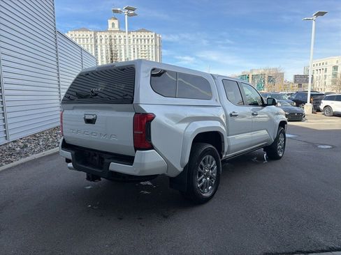 Used 2024 Toyota Tacoma Limited image 5