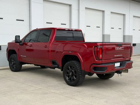 Used 2023 GMC Sierra 2500 AT4 w/ AT4 Preferred Package AWD/4WD image 3