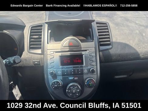 Used 2011 Kia Soul + FWD image 17