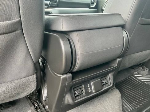 Used 2023 Chevrolet Silverado 1500 LT AWD/4WD image 37
