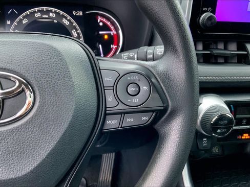 Used 2023 Toyota RAV4 XLE image 23