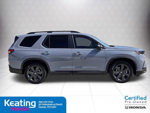 Certified 2025 Honda Pilot Sport image 9