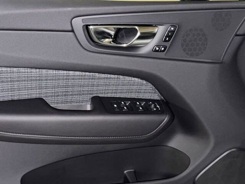 New 2025 Volvo XC60 T8 Core w/ Protection Package Premier AWD/4WD image 19