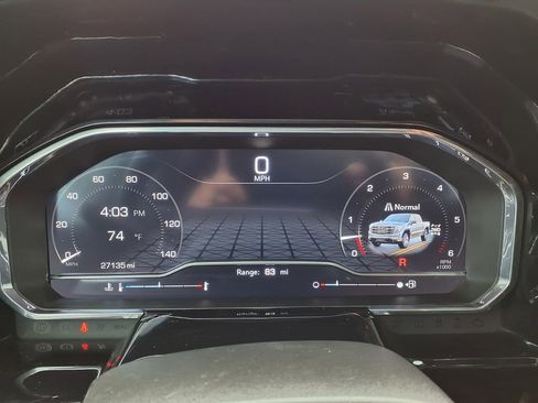 Used 2025 GMC Sierra 1500 Elevation image 36