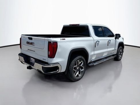 Used 2023 GMC Sierra 1500 SLT AWD/4WD image 7