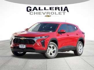New 2026 Chevrolet Trax LS w/ LS Convenience Package FWD video 2