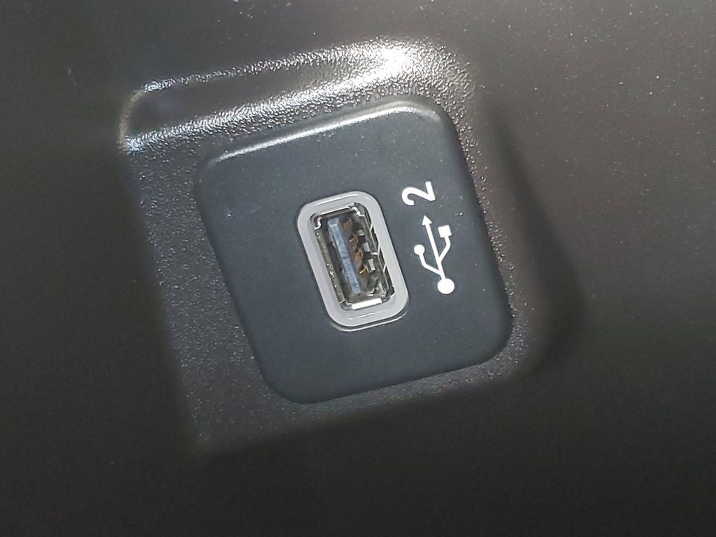 Used 2025 Jeep Wrangler Unlimited Rubicon AWD/4WD image 24