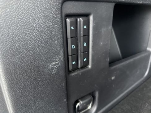 Used 2024 Ford Expedition XLT image 24