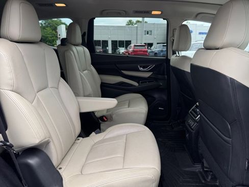 Used 2019 Subaru Ascent Limited AWD/4WD image 26
