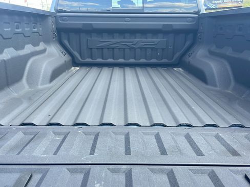 Used 2024 Chevrolet Colorado ZR2 image 9