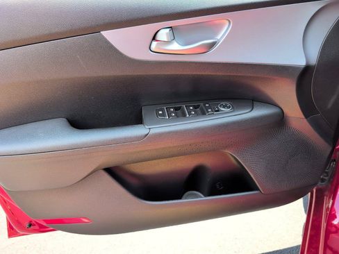 Used 2024 Kia Forte Sedan FWD image 18