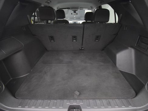Used 2023 Chevrolet Equinox LT AWD/4WD image 27